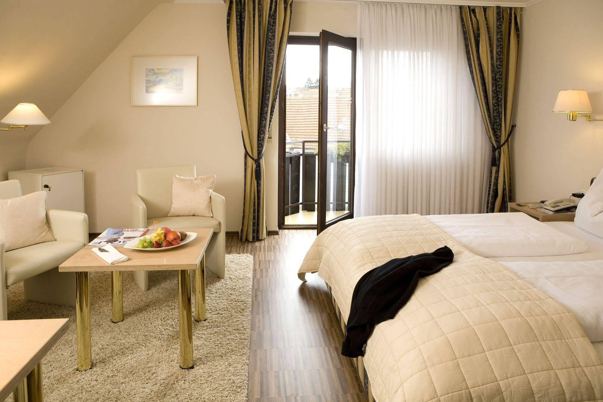 Romantik Hotel Schubert Lauterbach エクステリア 写真