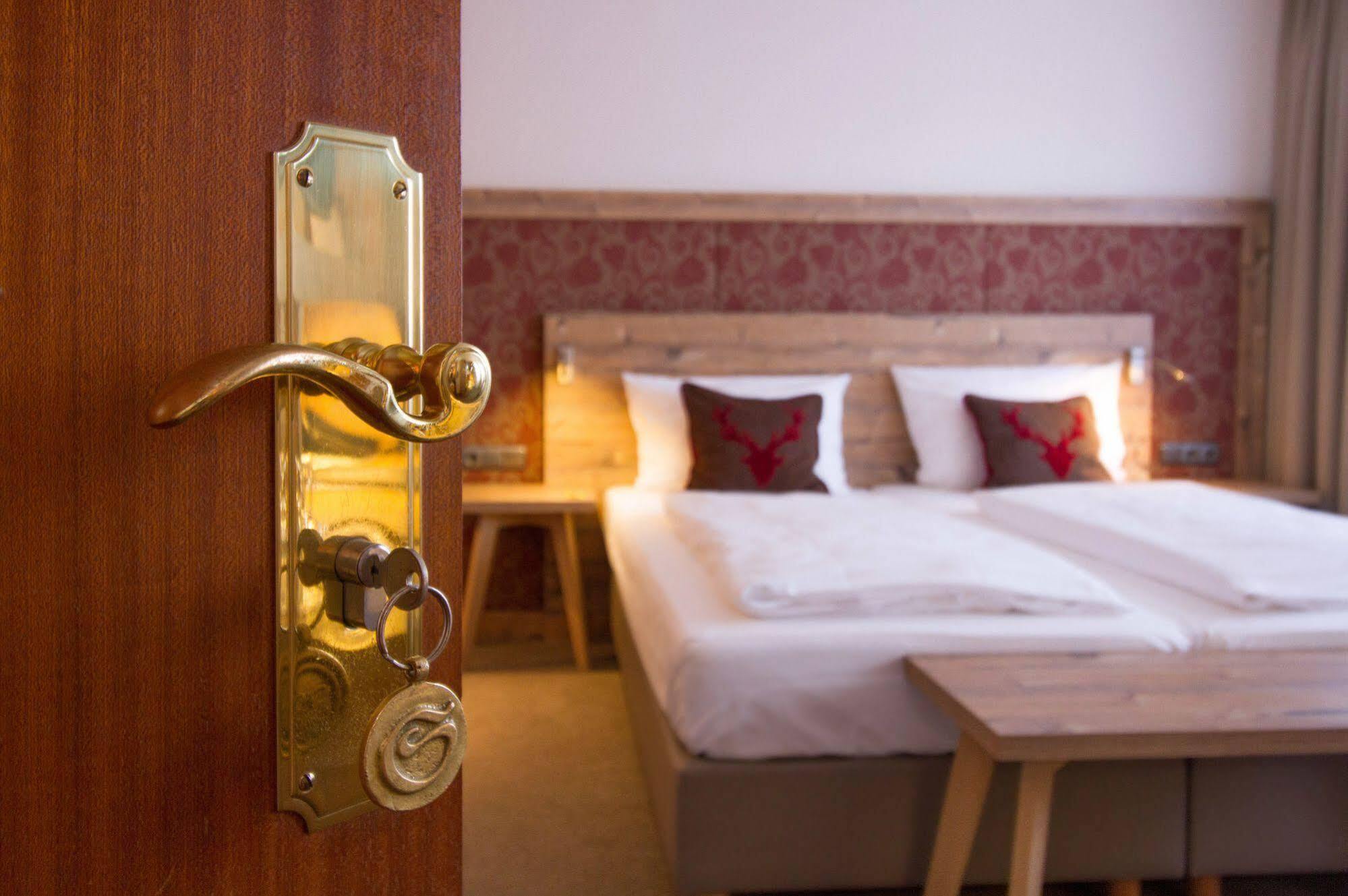Romantik Hotel Schubert Lauterbach エクステリア 写真